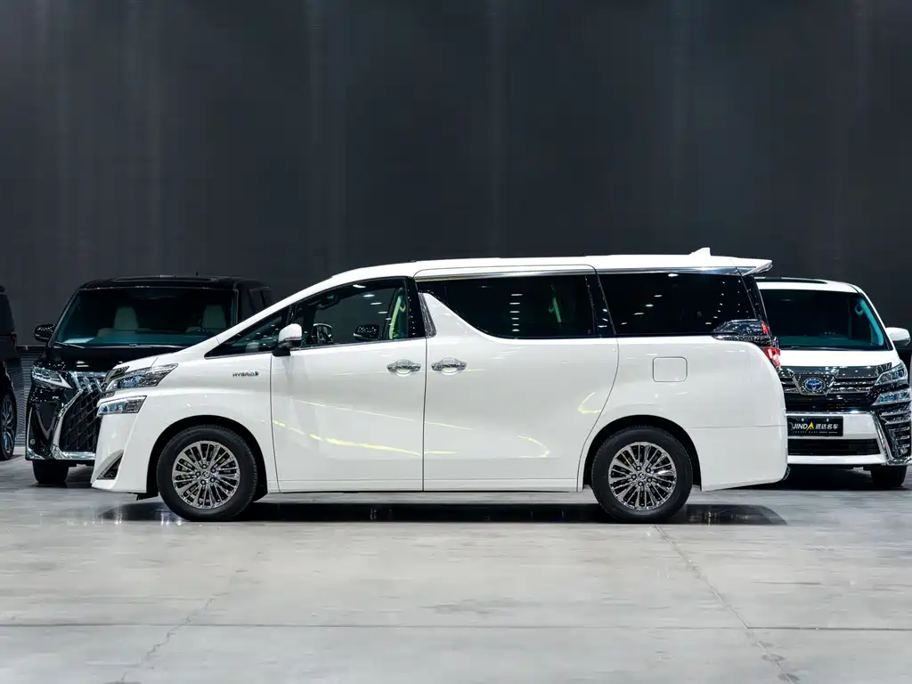 Toyota Alphard 2020 — фото 5