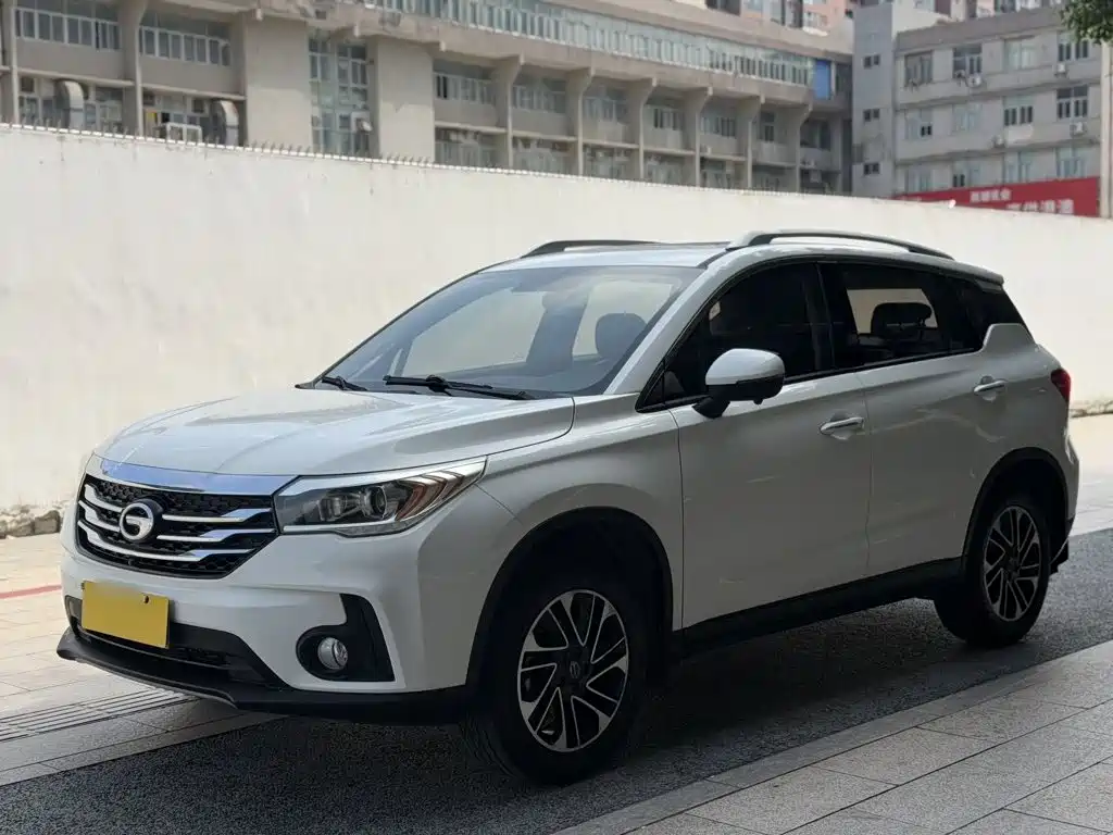 GAC Motor Trumpchi GS4 2017 — фото 2