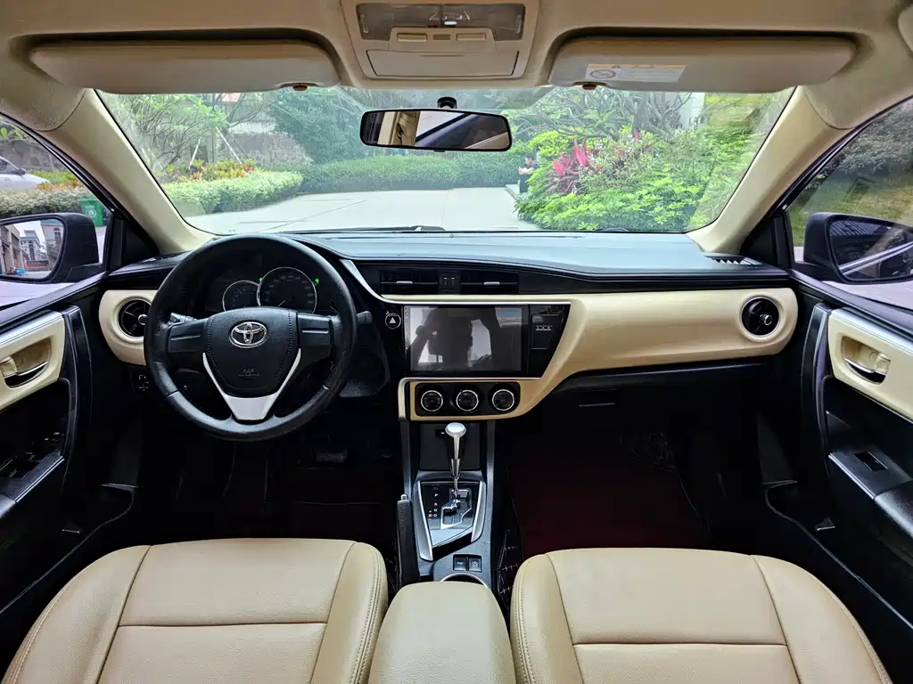 Toyota Corolla 2017 — фото 10