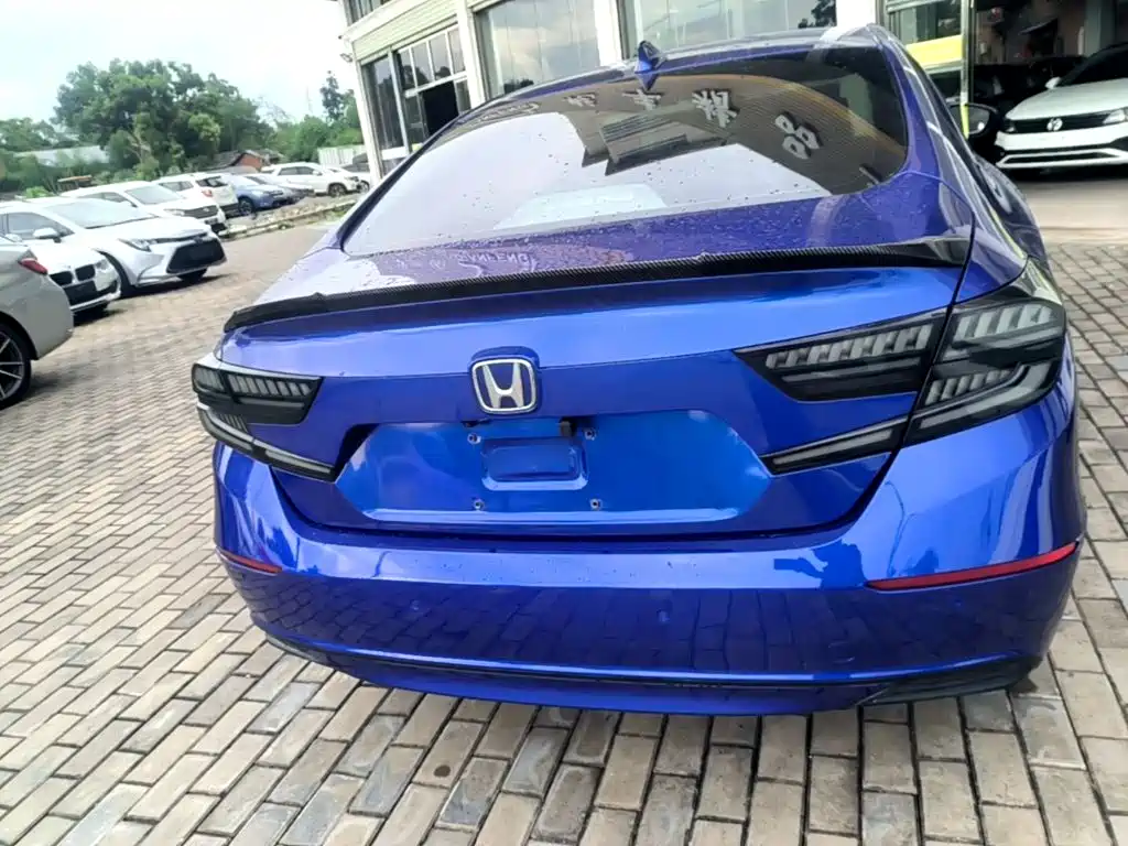 Honda Accord 2019 — фото 6