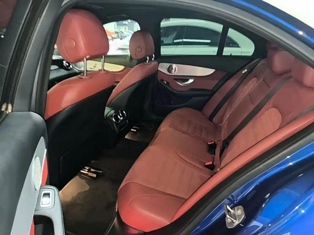 Mercedes-Benz C-Class 2020 — фото 17