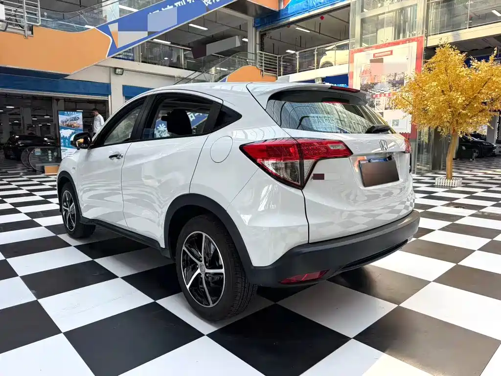 Honda Vezel 2022 — фото 18