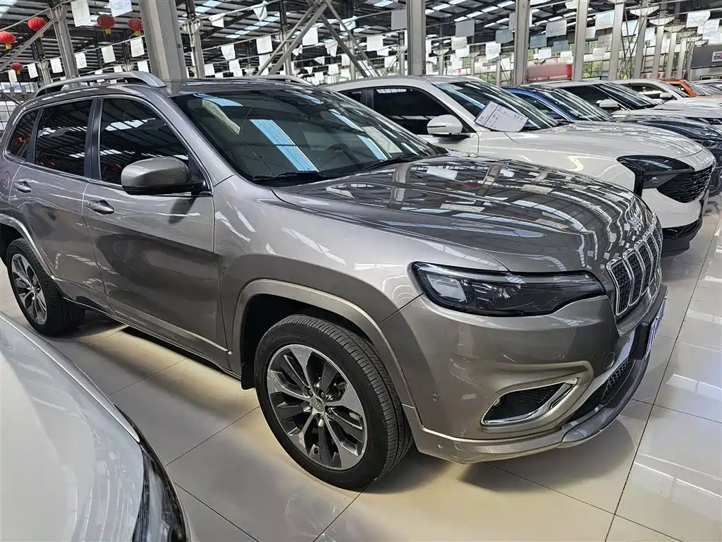 Toyota Prado 2017 — фото 15
