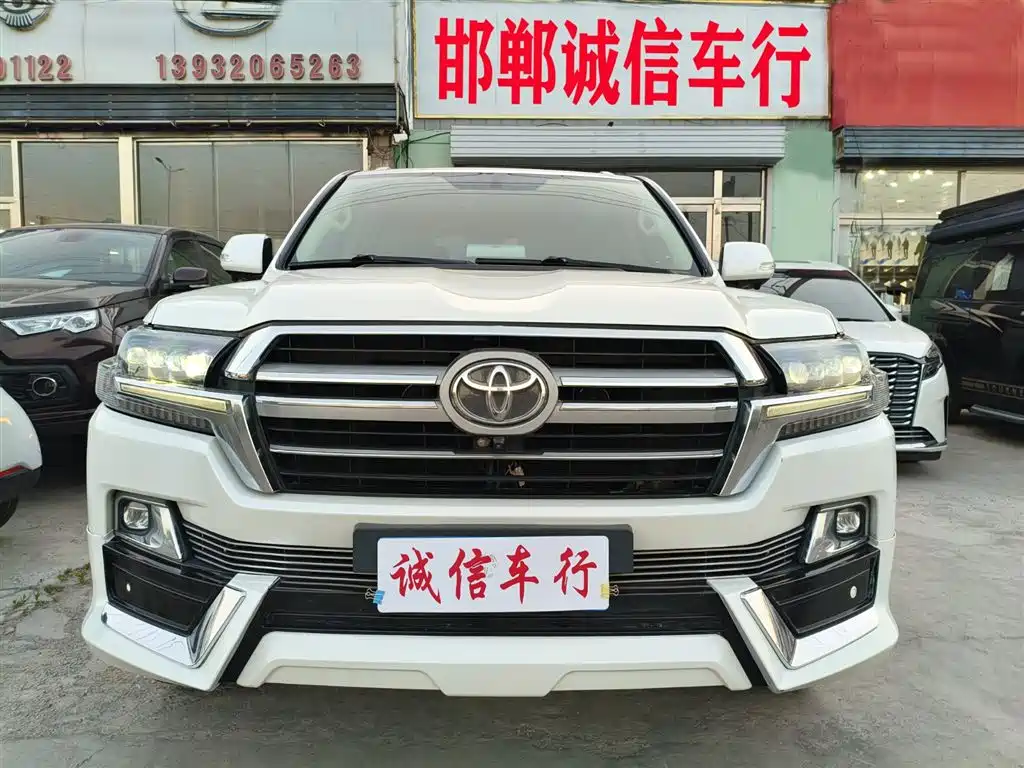 Toyota Land Cruiser 2016 — фото 2