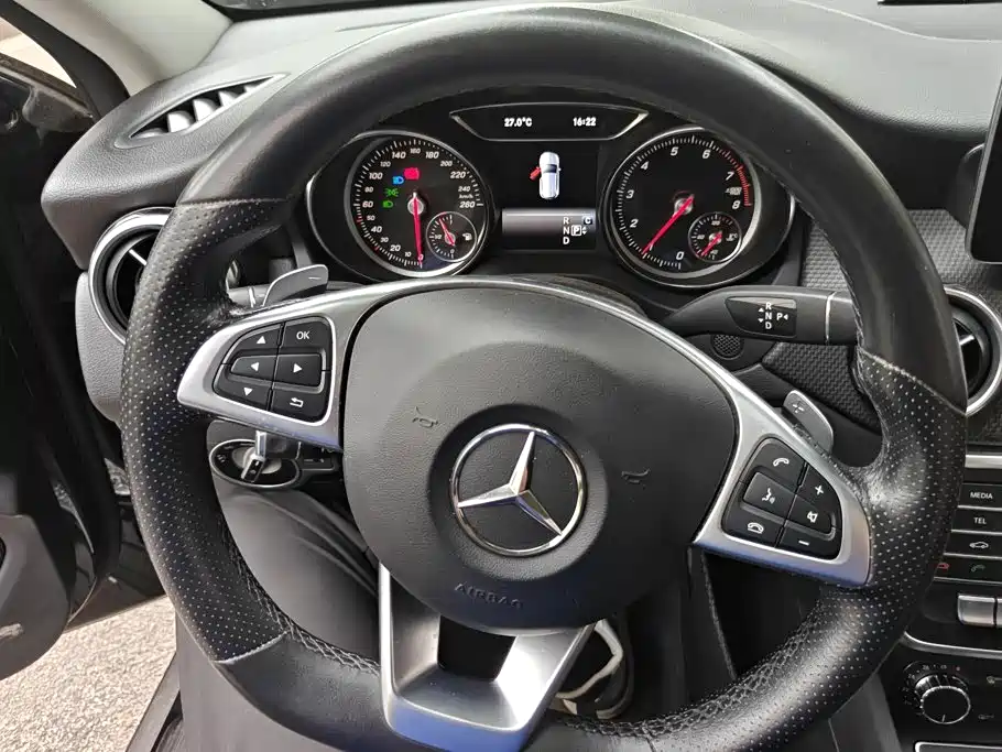 Mercedes-Benz GLA 2019 — фото 15