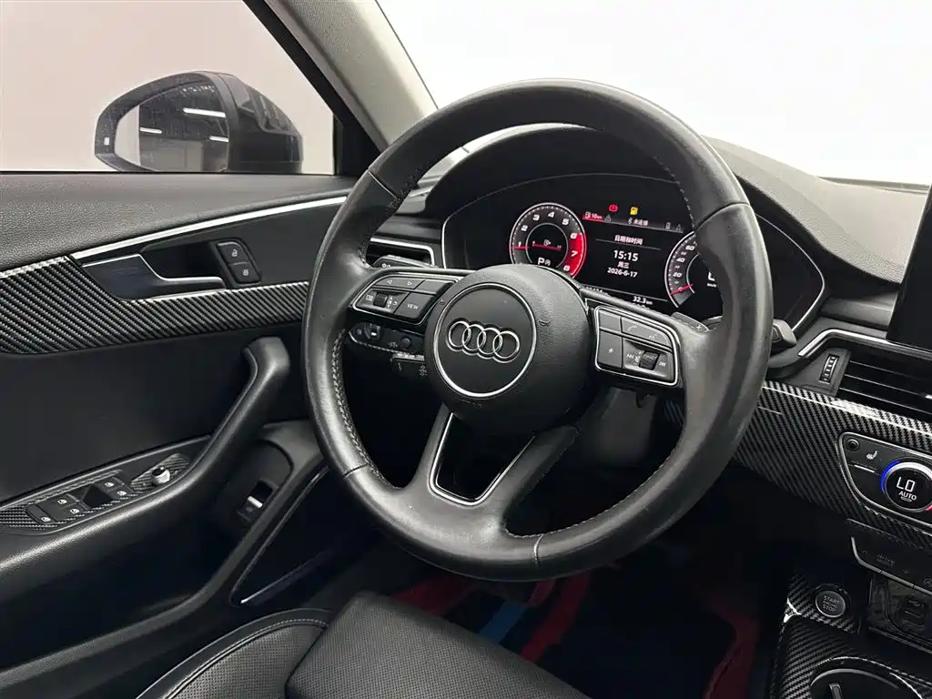 Audi A4L 2021 — фото 9