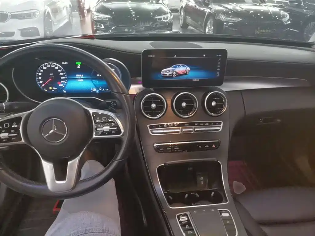 Mercedes-Benz C-Class 2019 — фото 10