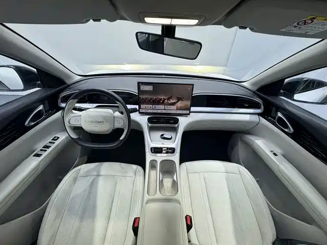 Geely Galaxy Starwish 2025 — фото 8