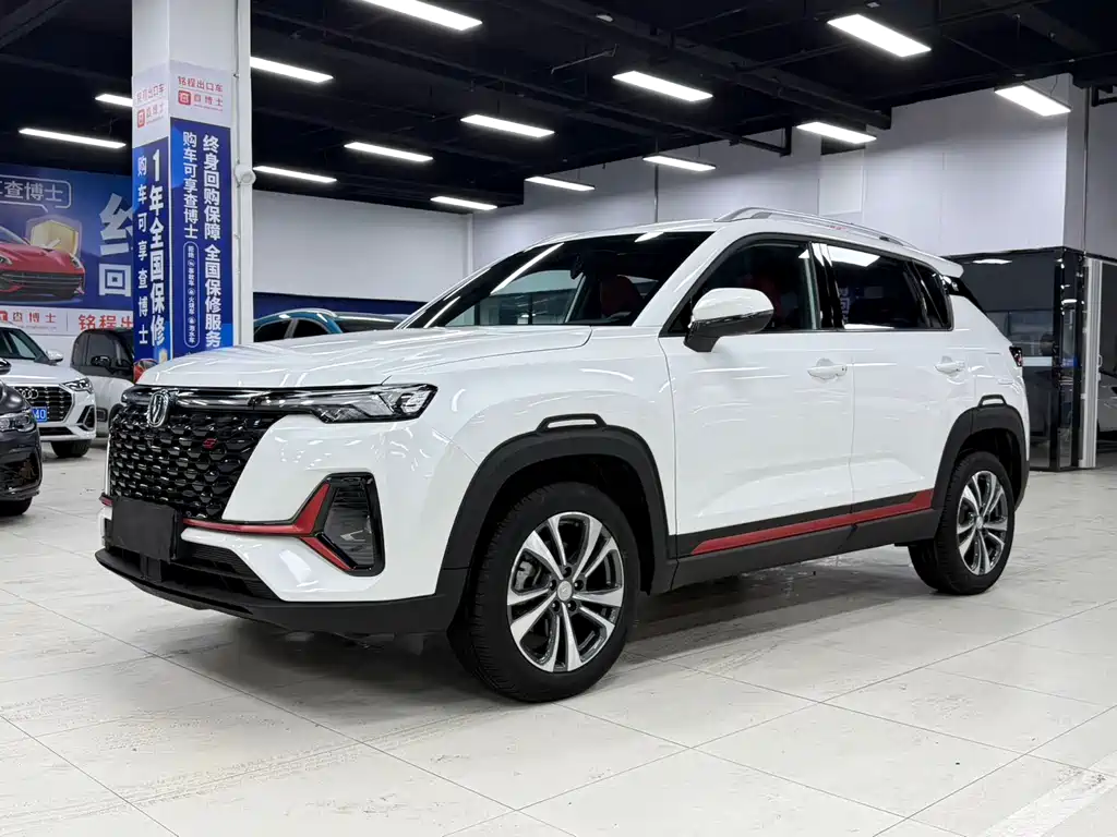 Changan CS35PLUS 2022 — фото 1