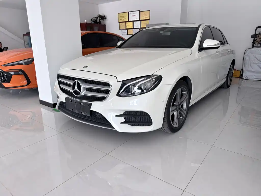 Mercedes-Benz E-Class 2019 — фото 2
