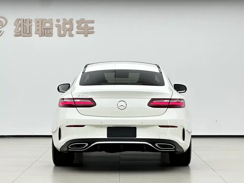 Mercedes-Benz E-Class 2017 — фото 14