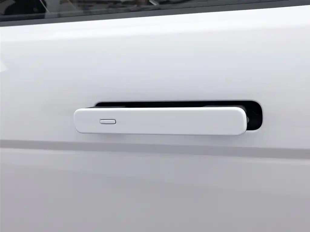 Land Rover Evoque 2025 — фото 18