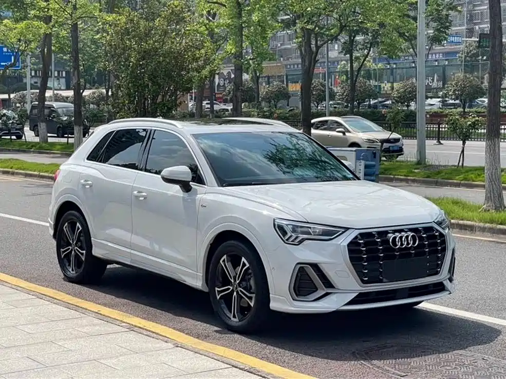 Audi Q3 2023 — фото 2