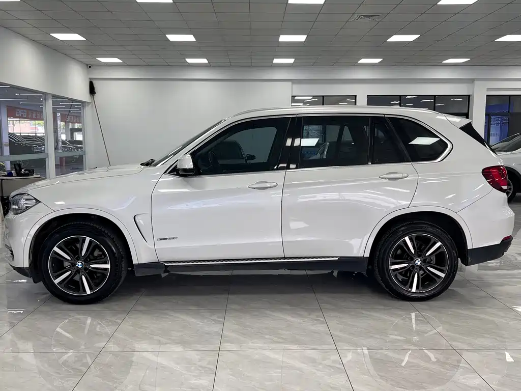 BMW X5 2018 — фото 4