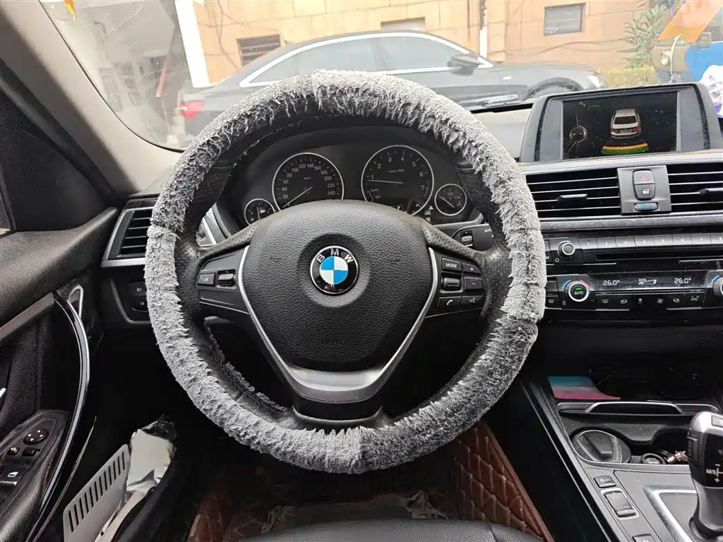 BMW 3 Series 2017 — фото 3