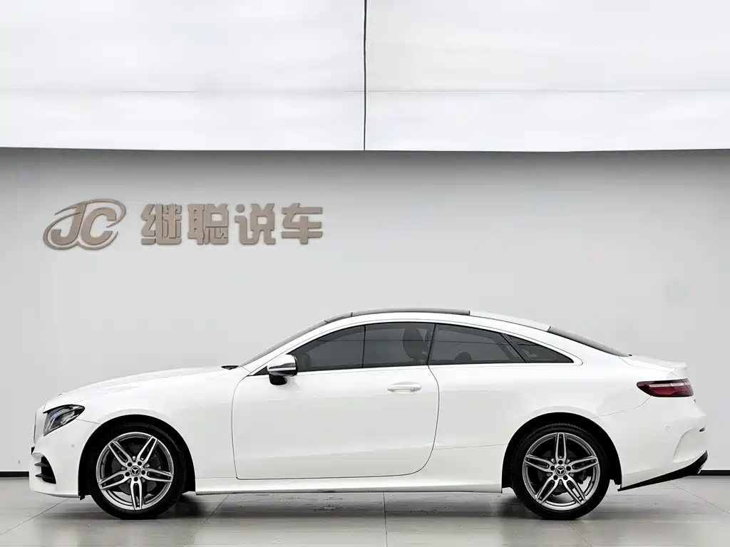 Mercedes-Benz E-Class 2017 — фото 13