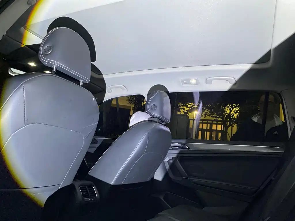 Volkswagen Tiguan L 2021 — фото 10