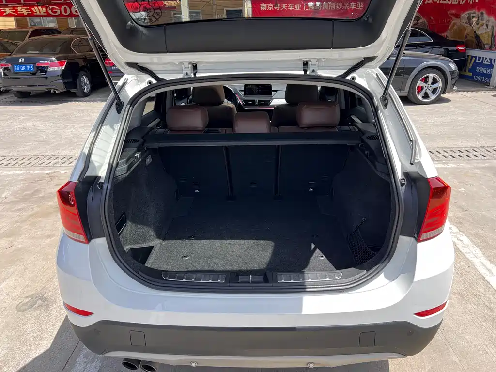 BMW X1 2015 — фото 23
