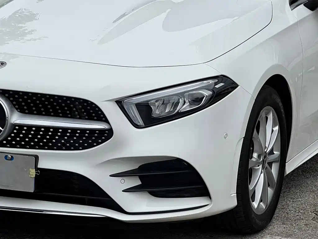 Mercedes-Benz A-Class 2022 — фото 11