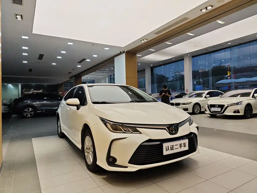 Toyota Corolla 2020 — фото 4