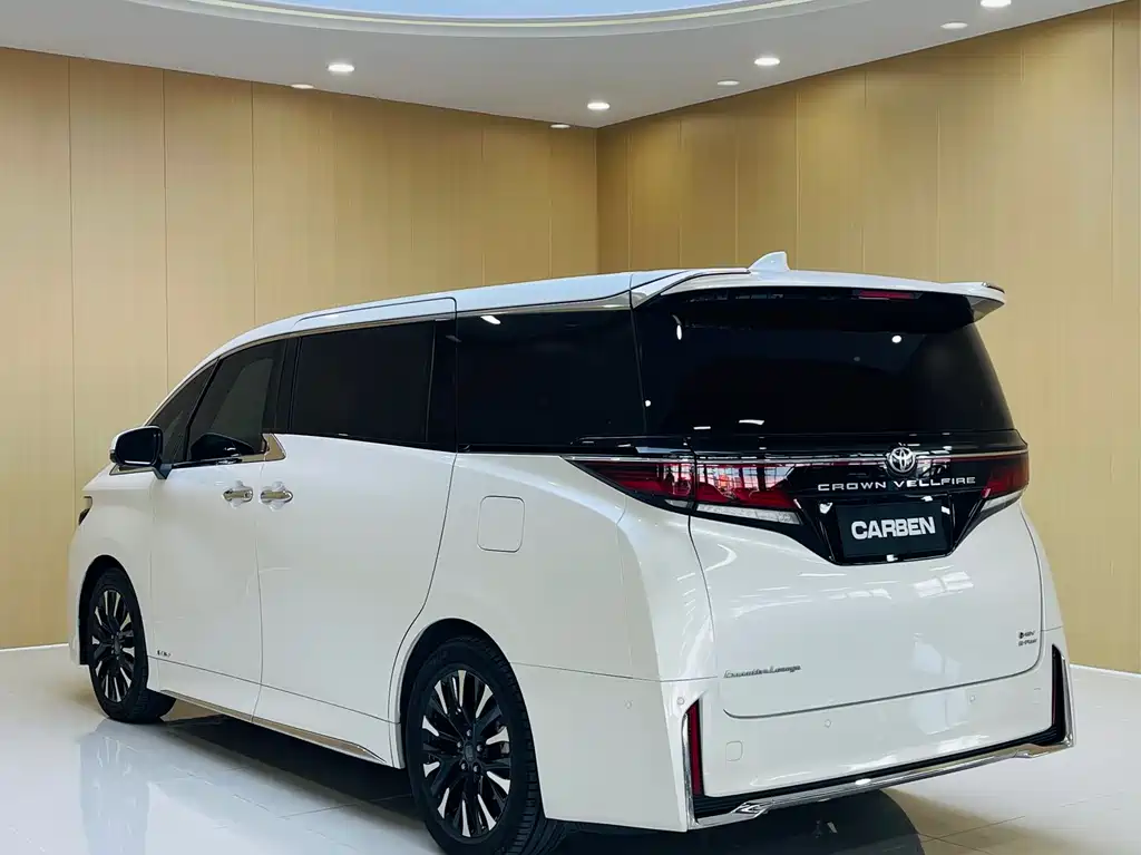 Toyota Vellfire 2025 — фото 7