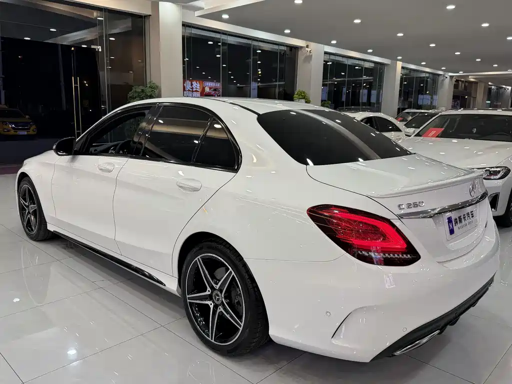 Mercedes-Benz C-Class 2020 — фото 6