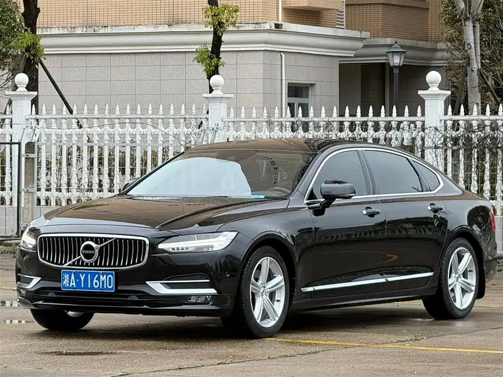 Volvo S90 2019 — фото 1