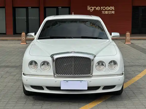 Bentley Elegant 2006