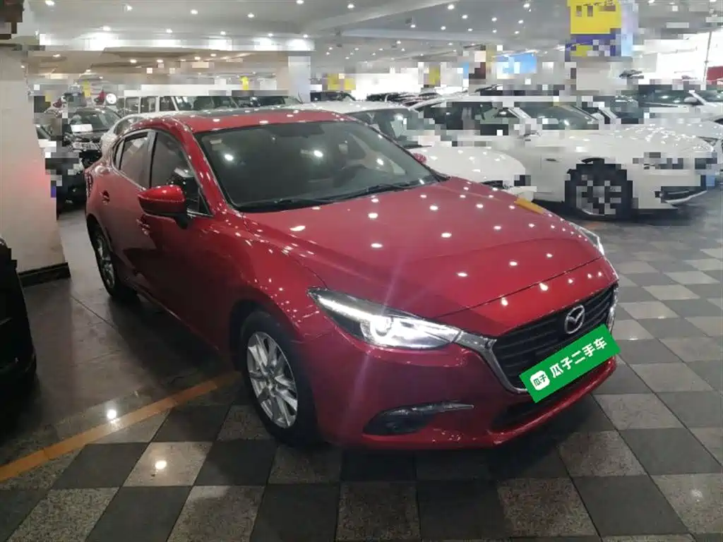 Mazda 3 Axela 2019 — фото 22