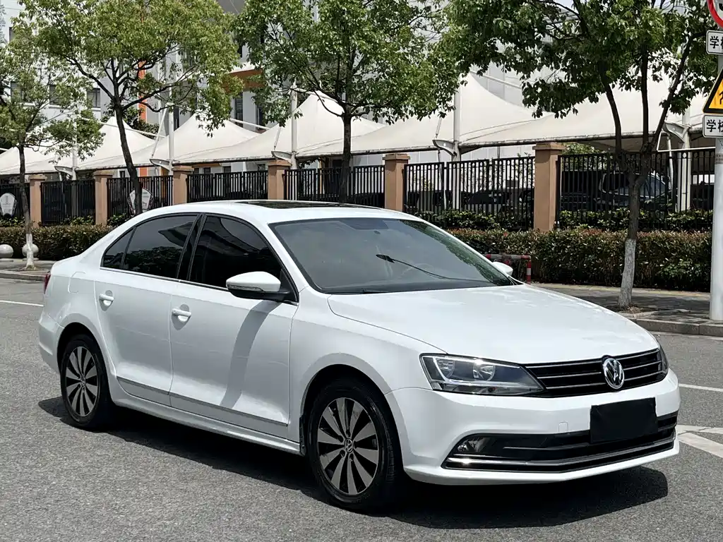 Volkswagen Sagitar 2017 — фото 4