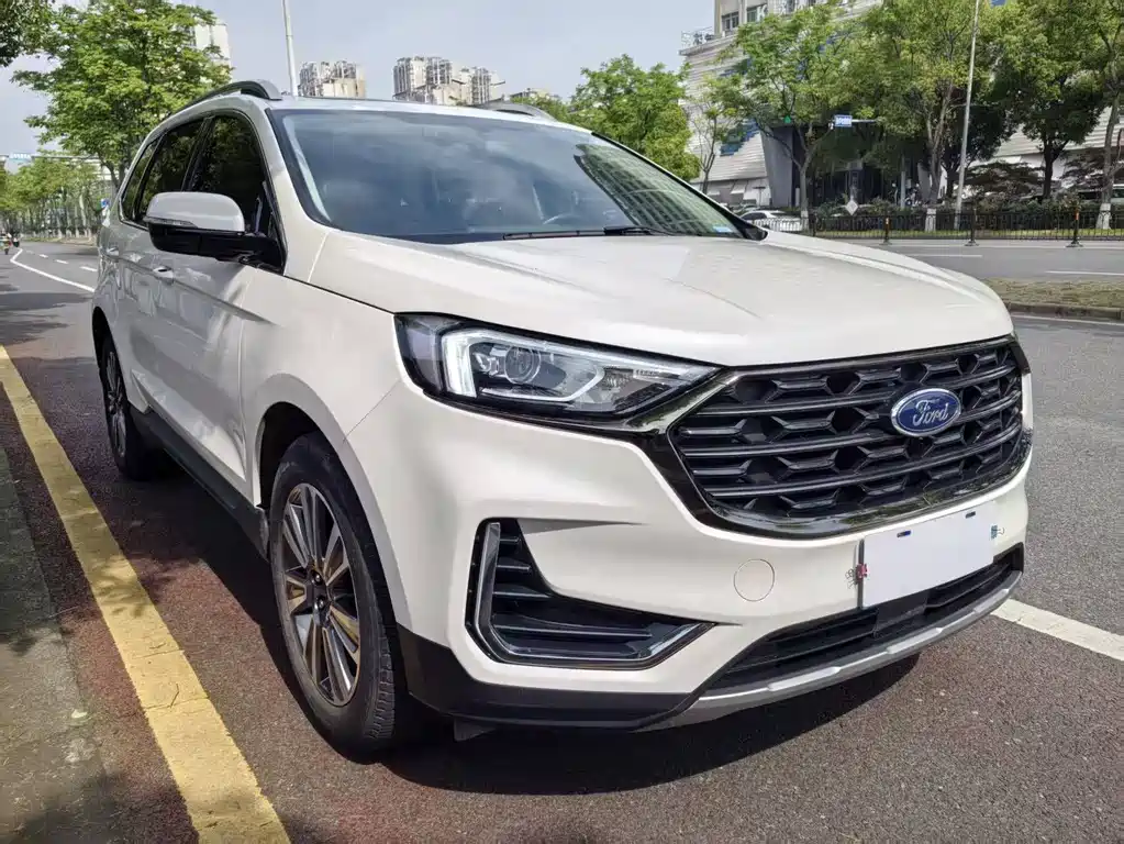 Ford Edge 2021 — фото 3