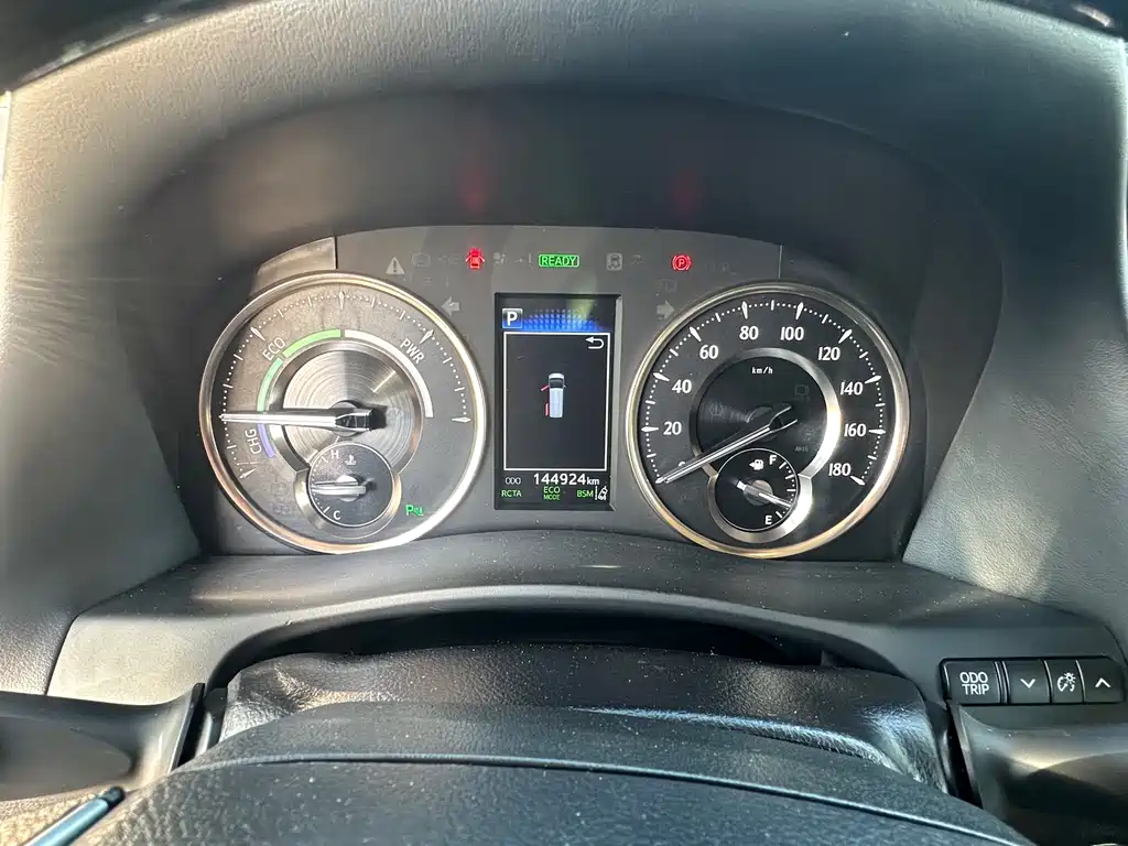 Toyota Alphard 2019 — фото 10
