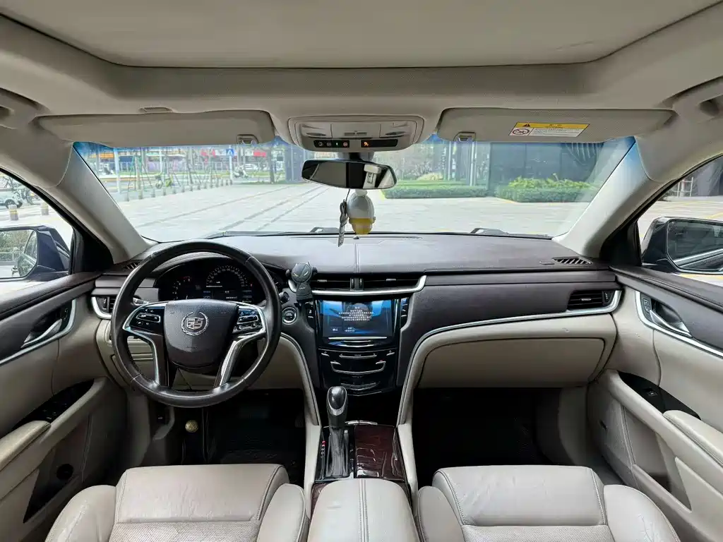 Cadillac XTS 2015 — фото 5