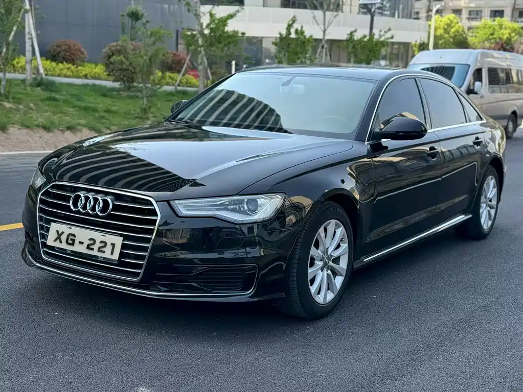 Audi A6L 2017 — фото 1