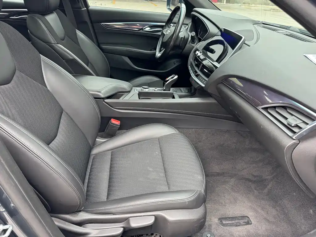 Cadillac CT5 2020 — фото 17
