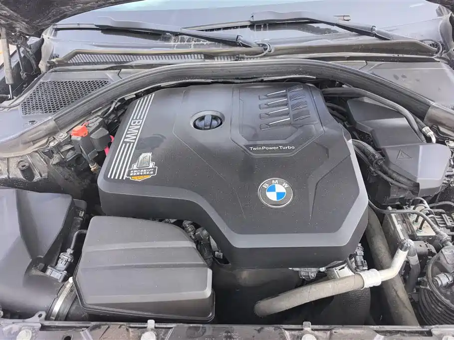 BMW 3 Series 2021 — фото 10