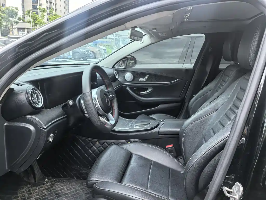 Mercedes-Benz E-Class 2019 — фото 6