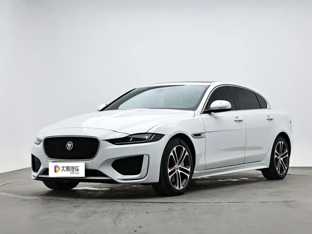 Jaguar XEL 2025 — фото 1