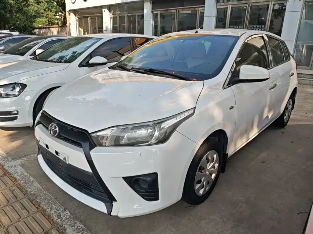 Toyota Yaris L 2016