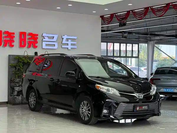 Toyota Sienna 2020