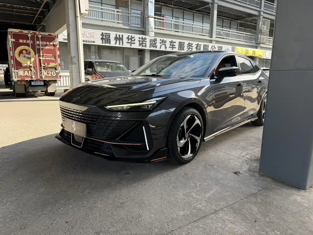 Changan UNI-V 2023