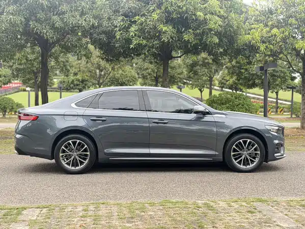 Geely Xingrui 2021