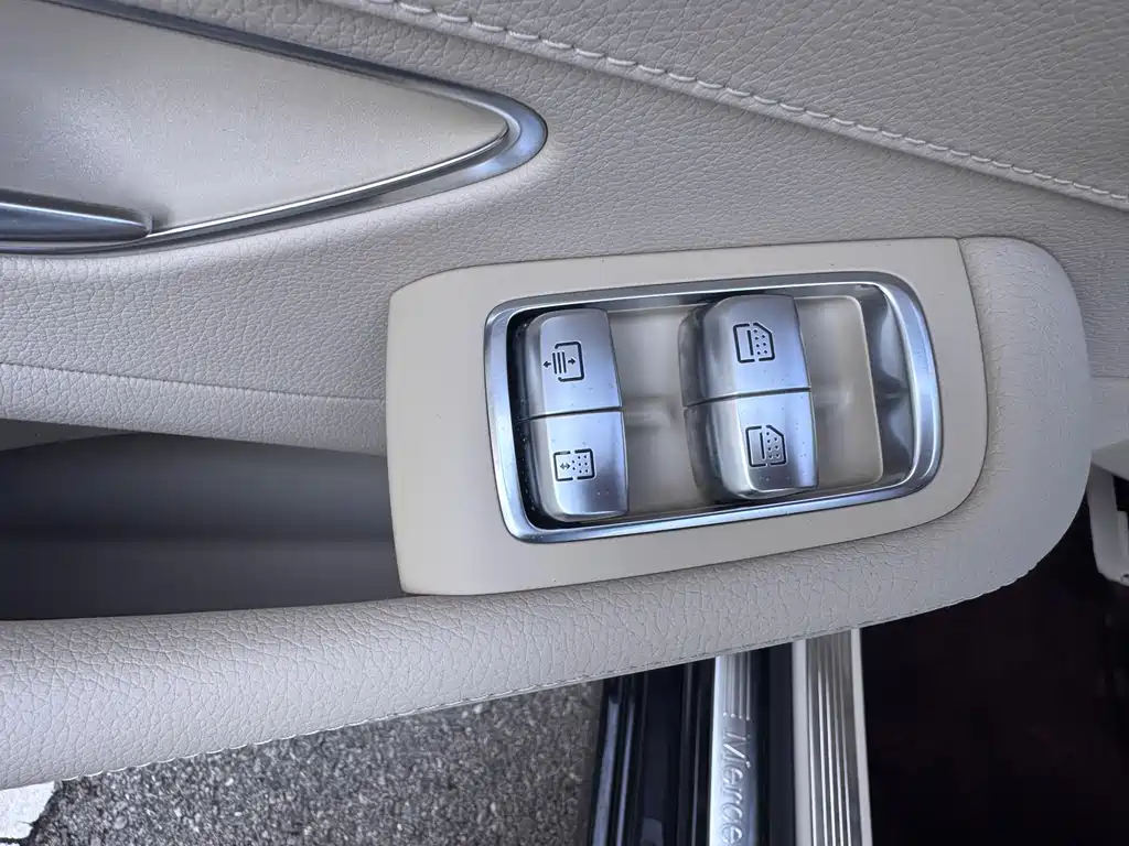 Mercedes-Benz S-Class 2015 — фото 30