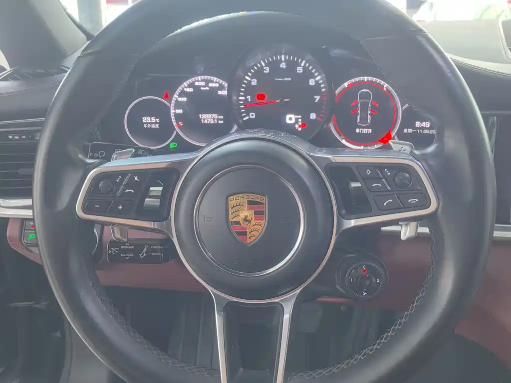 Porsche Panamera 2017 — фото 17