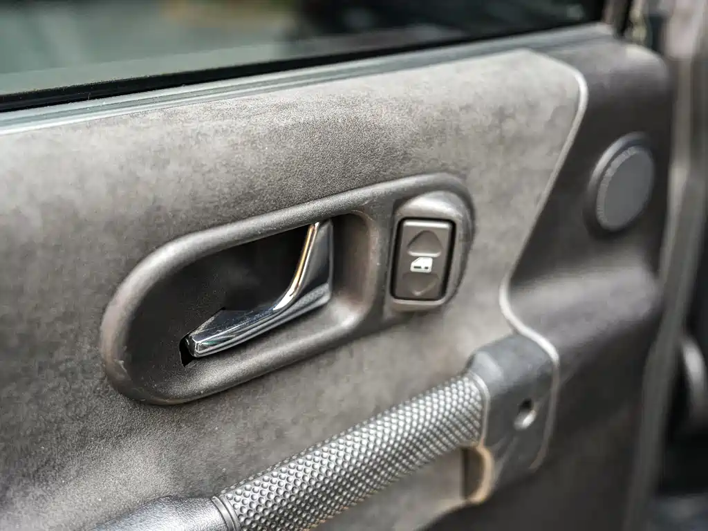Land Rover Discovery 2003 — фото 12