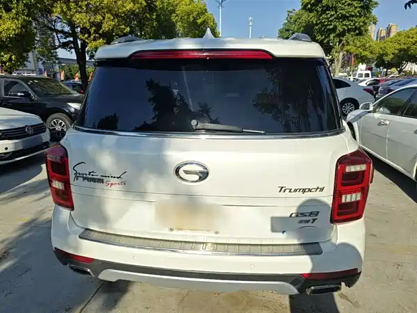 GAC Trumpchi GS8 2017