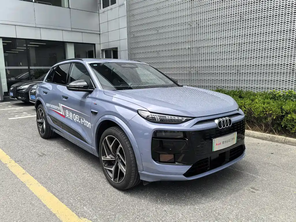 Audi Q6L e-tron 2025 — фото 3