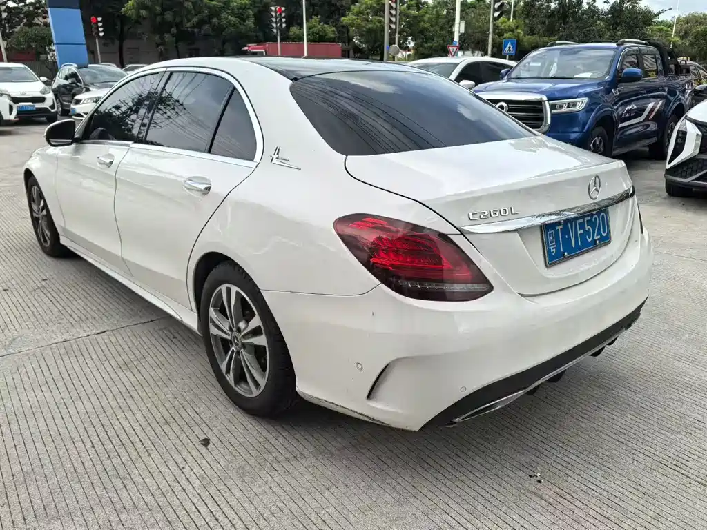 Mercedes-Benz C-Class 2019