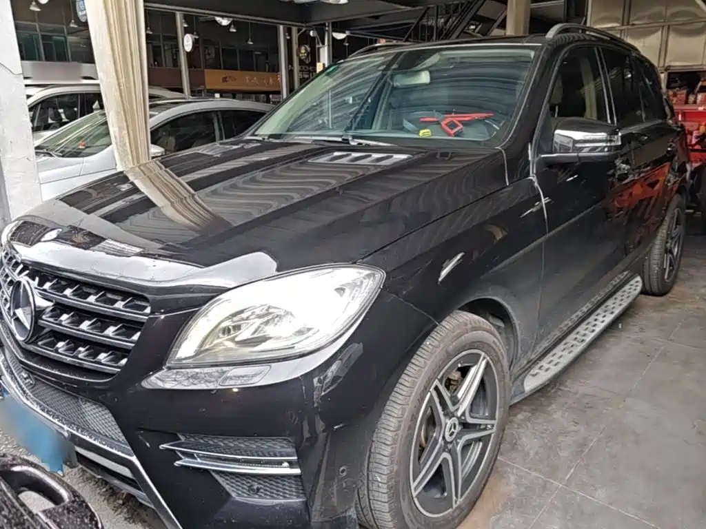 Mercedes-Benz M-Class 2015