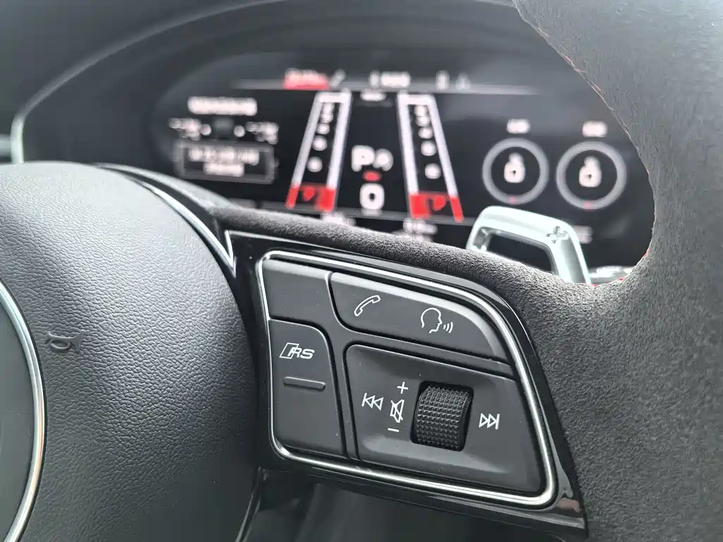 Audi RS 5 2025 — фото 19